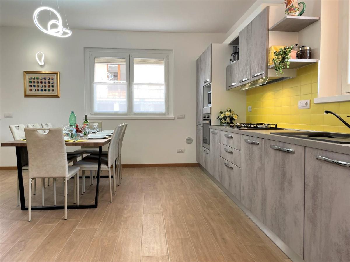 Apartamento Giorni Felici Tutto Nuovo, Giardino, Parcheggio Verbania Exterior foto
